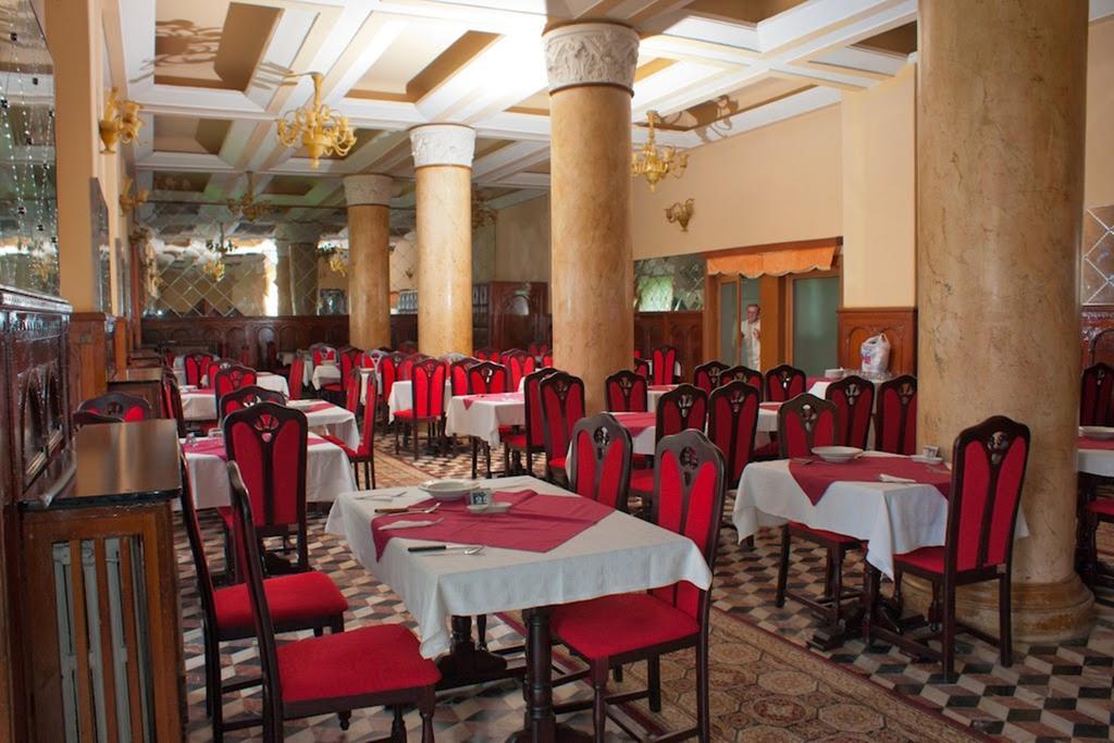 באיילה הרקולנדה Hotel Cerna מראה חיצוני תמונה