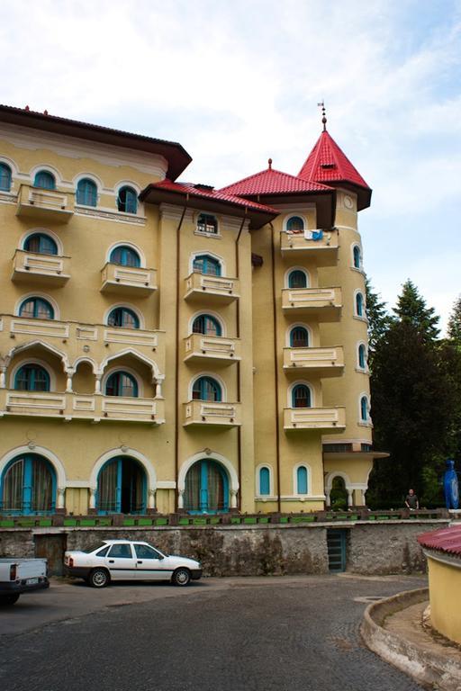 באיילה הרקולנדה Hotel Cerna מראה חיצוני תמונה