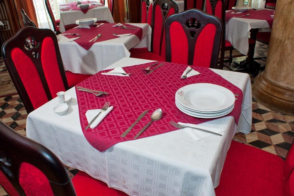 באיילה הרקולנדה Hotel Cerna מראה חיצוני תמונה