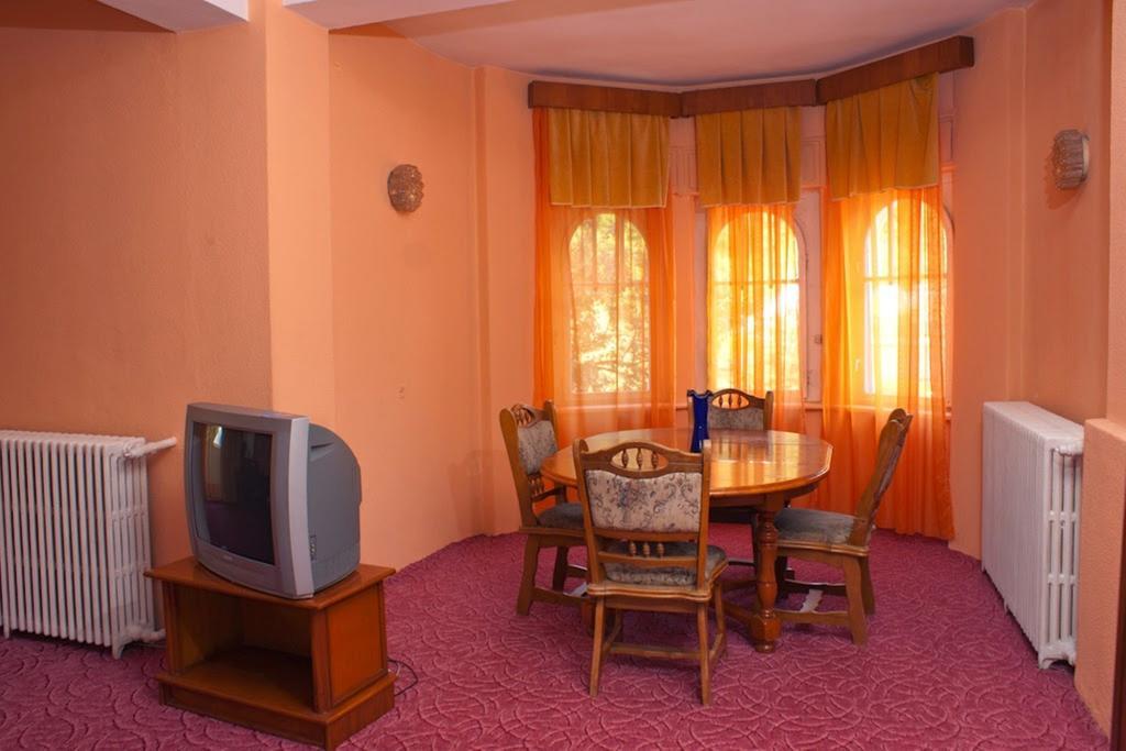 באיילה הרקולנדה Hotel Cerna חדר תמונה