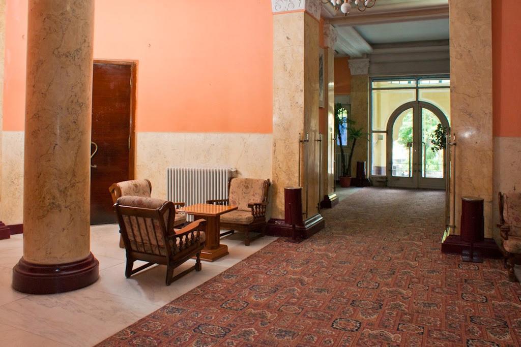 באיילה הרקולנדה Hotel Cerna מראה חיצוני תמונה